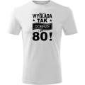 Biała Męska koszulka - mało kto wygląda tak dobrze po 80