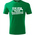 Zielona męska koszulka - ekipa pana młodego - t-shirt wieczór kawalerski. Dostępne wszystkie rozmiary S, M, L, XL, XXL, XXXL, XXXXL. Zapraszamy do zakupu.