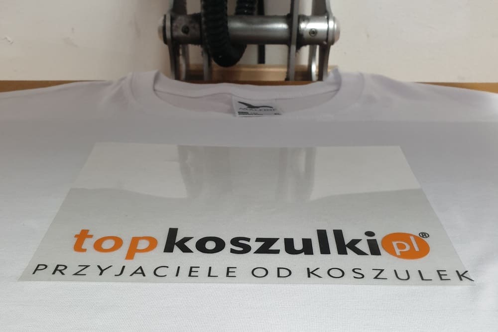 Zza kulis: jak powstają nadruki na naszych produktach?